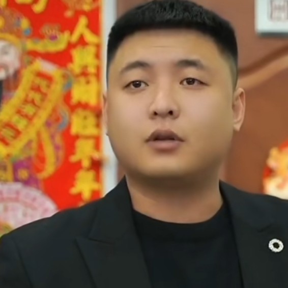 超短裙暴躁的照片