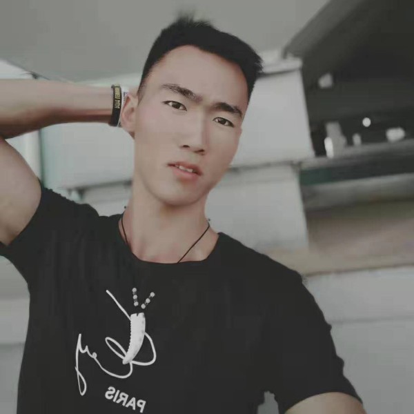 只宠你一人的照片