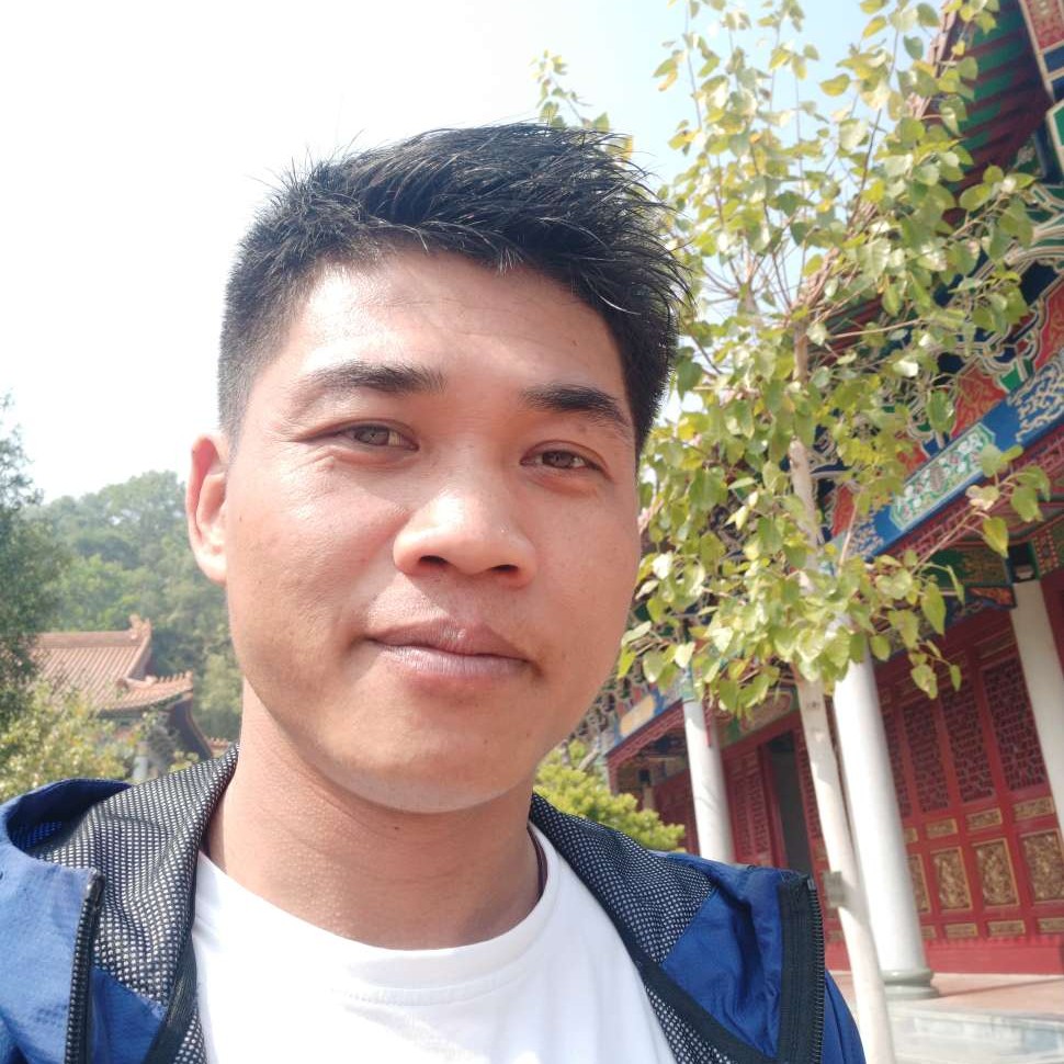 绿茶笑阳光的照片