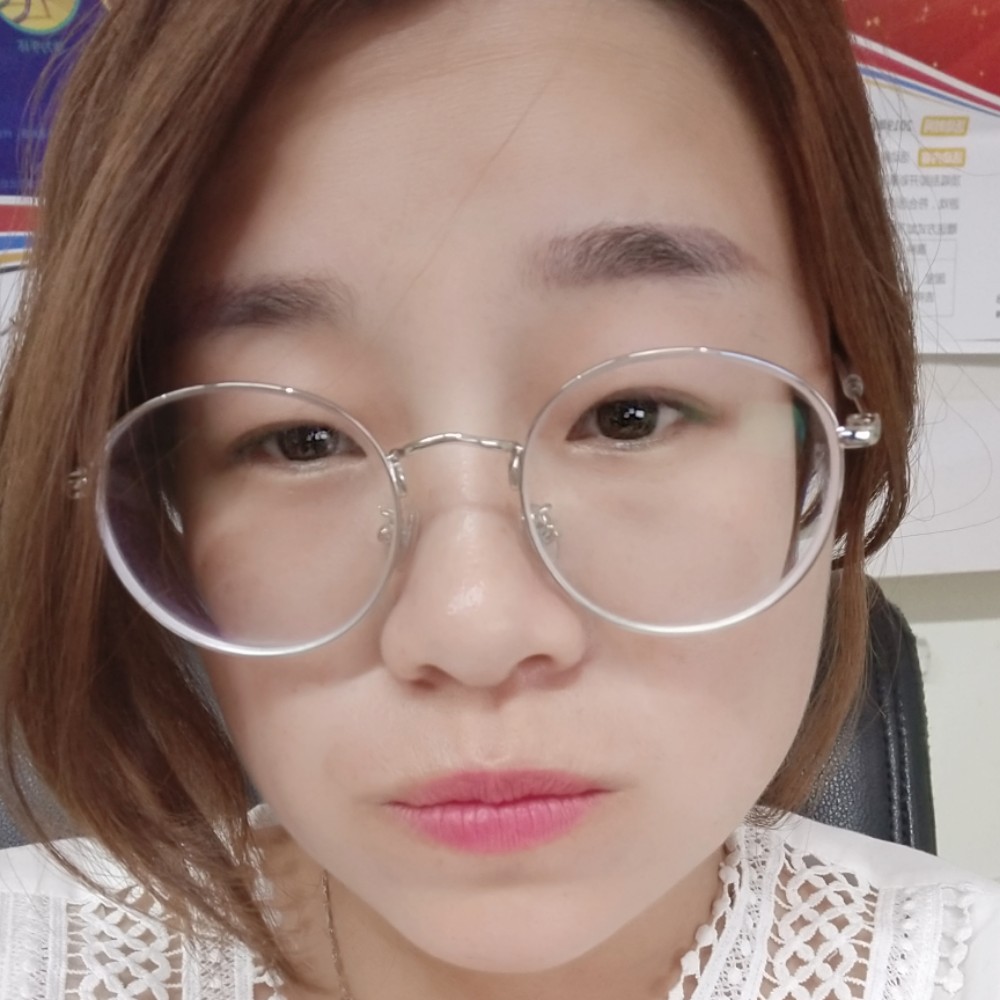 宝贝平淡的照片