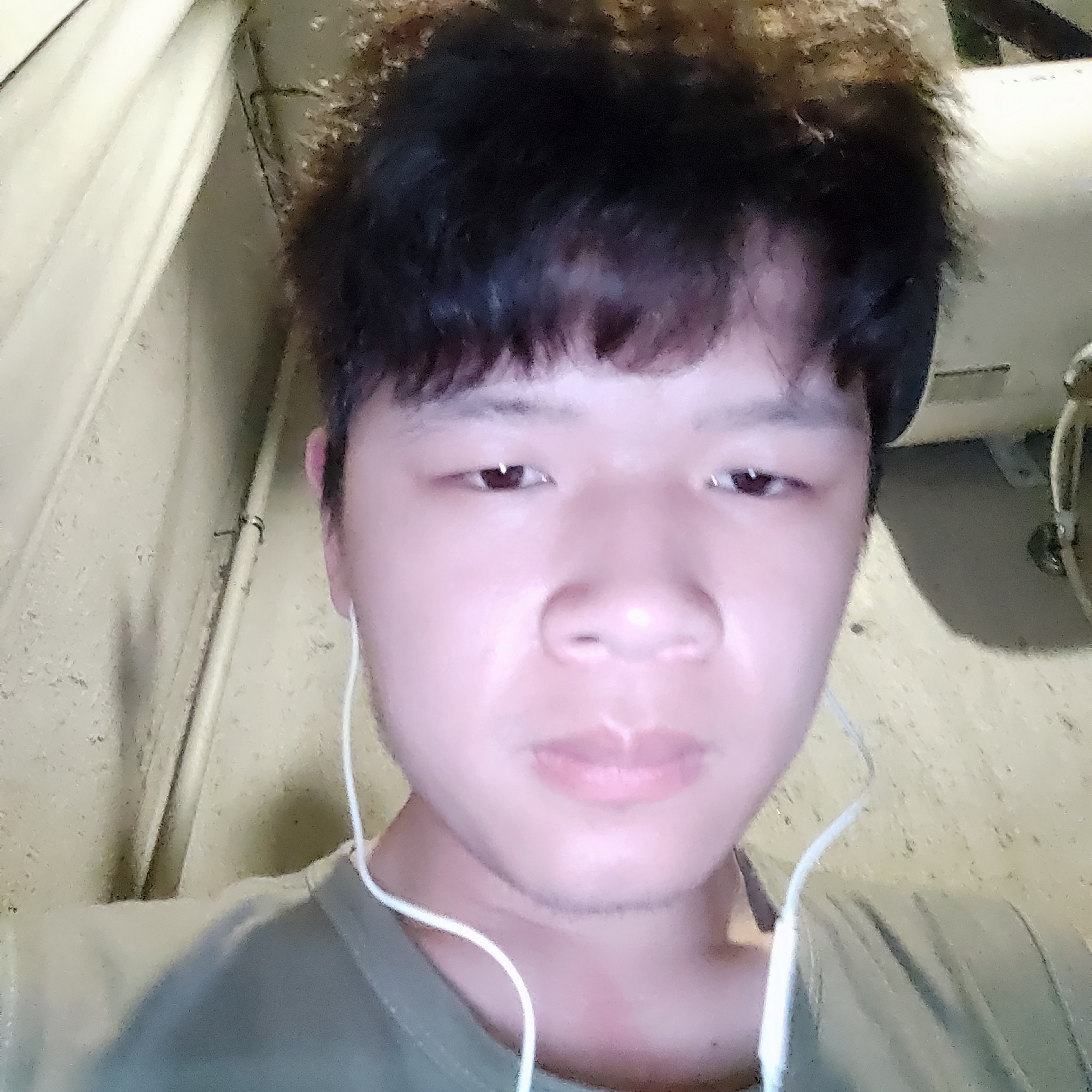 内向西的照片