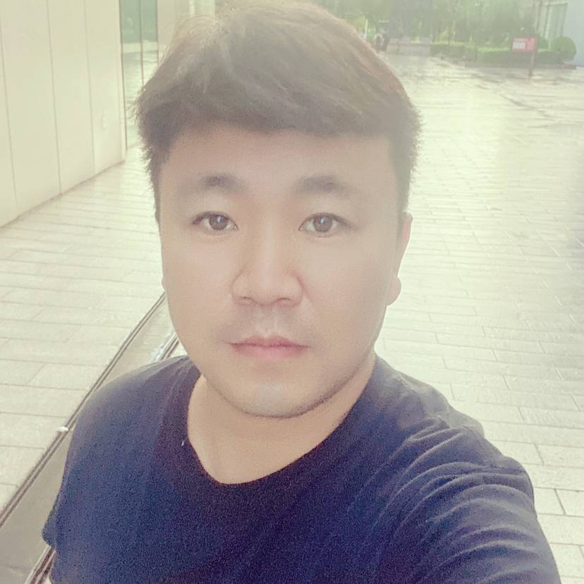 青琯回眸冷艳的照片