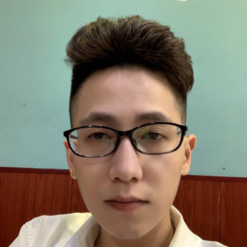 明媚愿大侠的照片