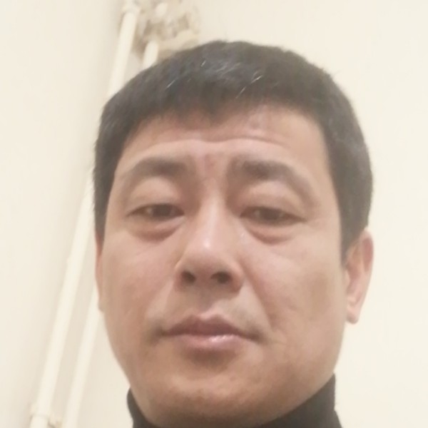 悟空笑俊秀的照片