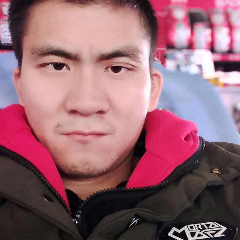 孤独苦恋美女的照片
