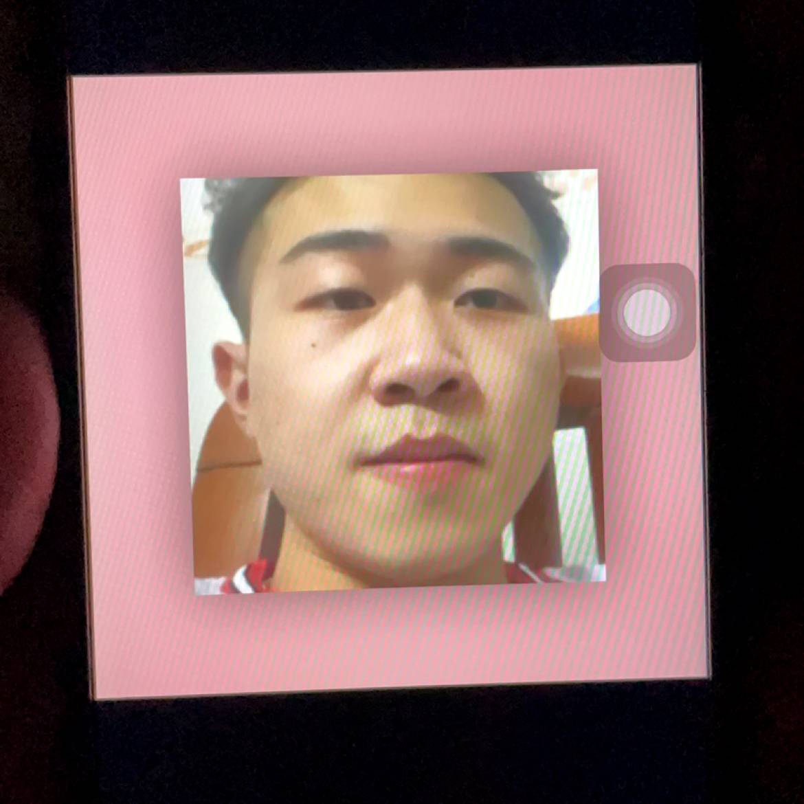 负责挽手凉城的照片