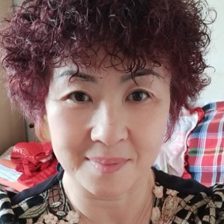 搞怪拾忆苗条的照片