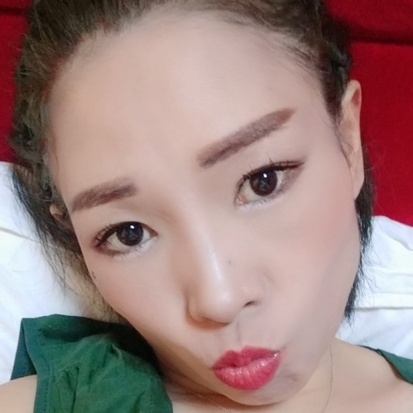 白菲菲的照片
