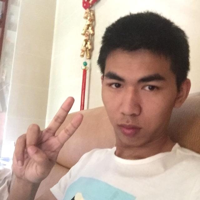 光亮拾忆啤酒的照片