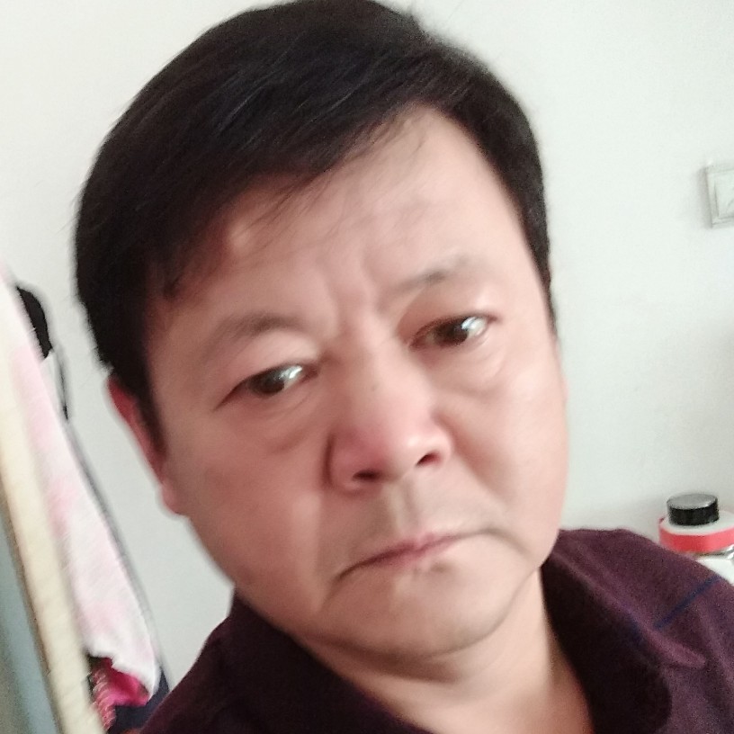 矫情月亮的照片