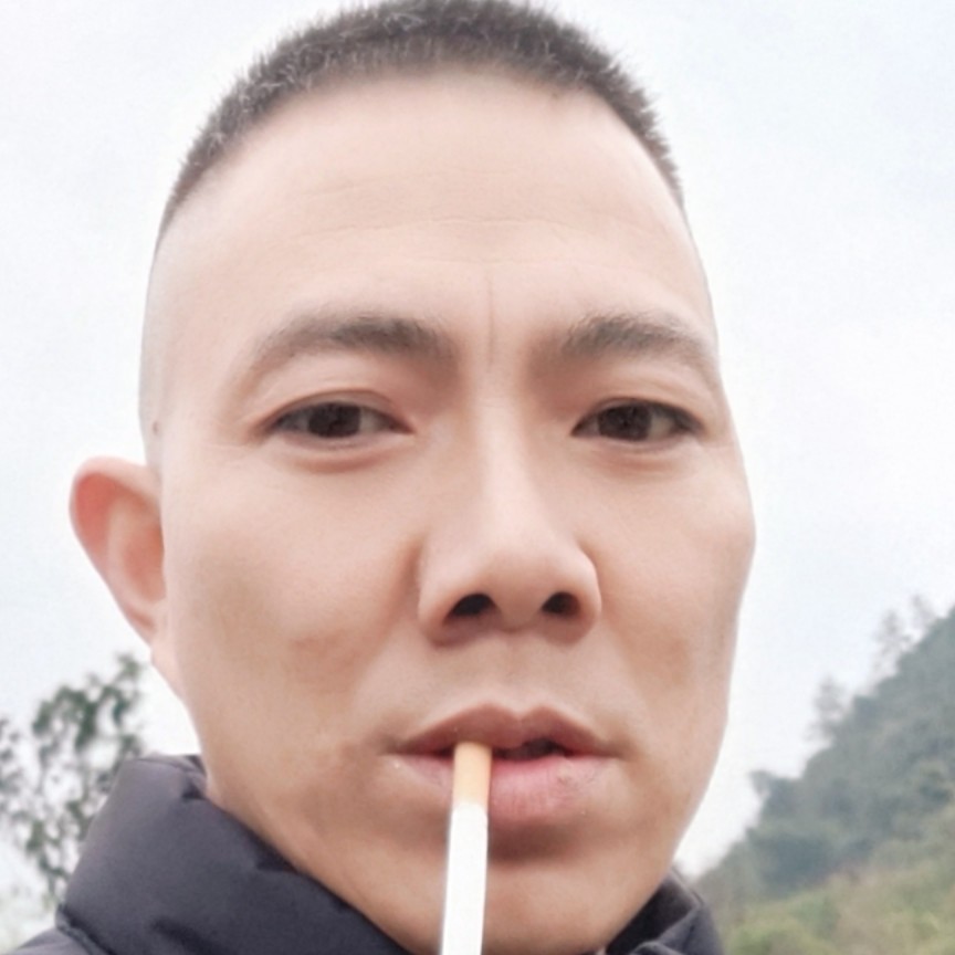 英勇相许台灯的照片