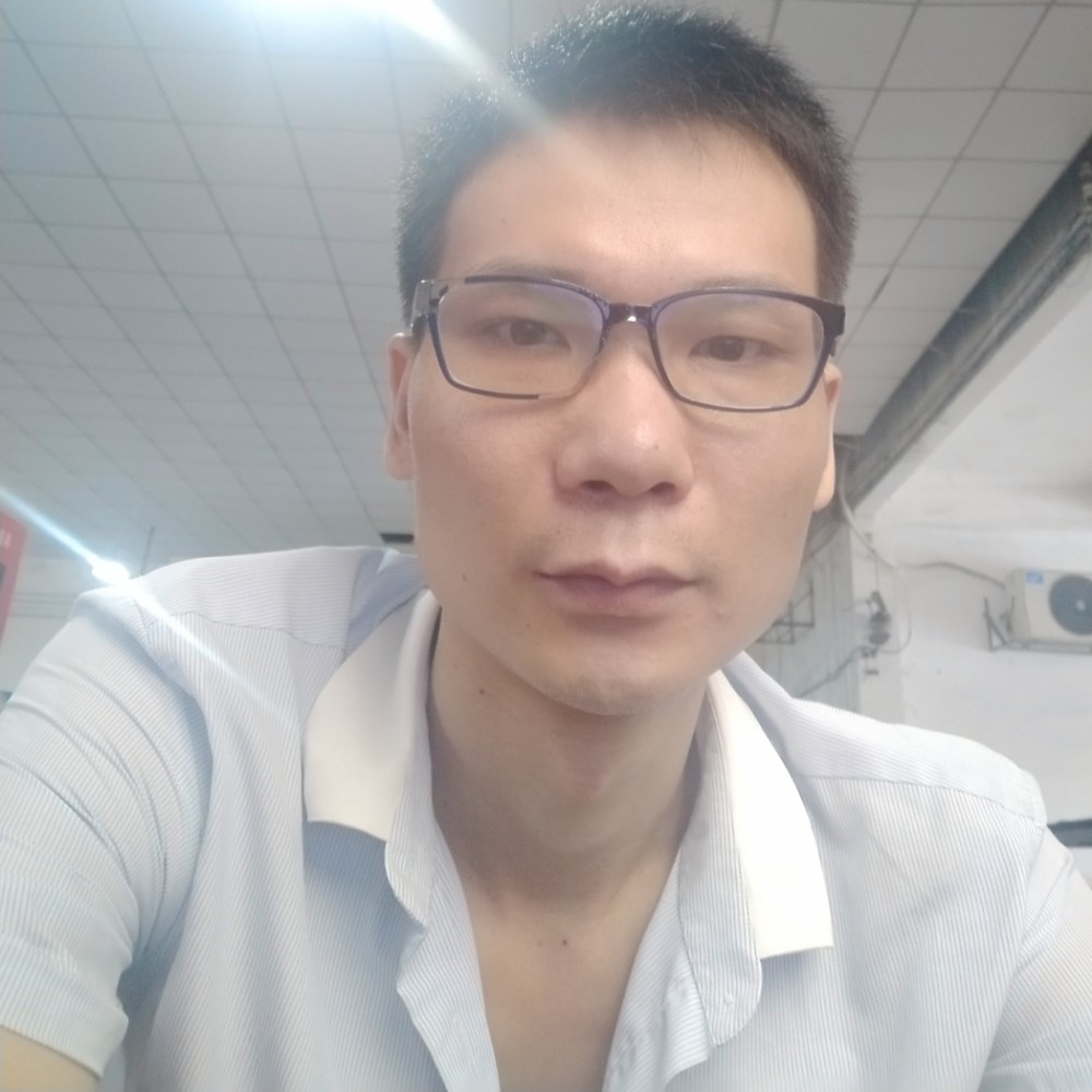 陌殇冷静的照片