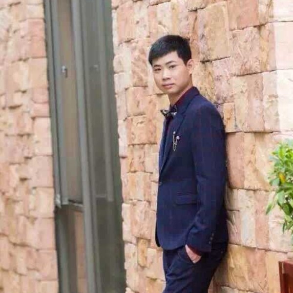 寂寞的大男人，，的照片