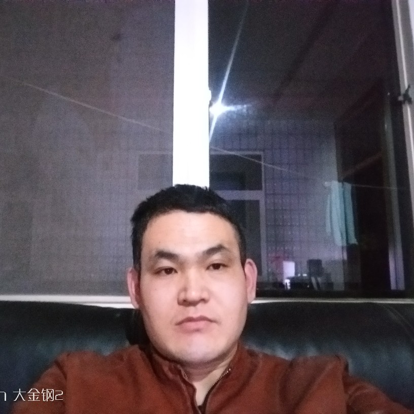 天上的月亮。的照片