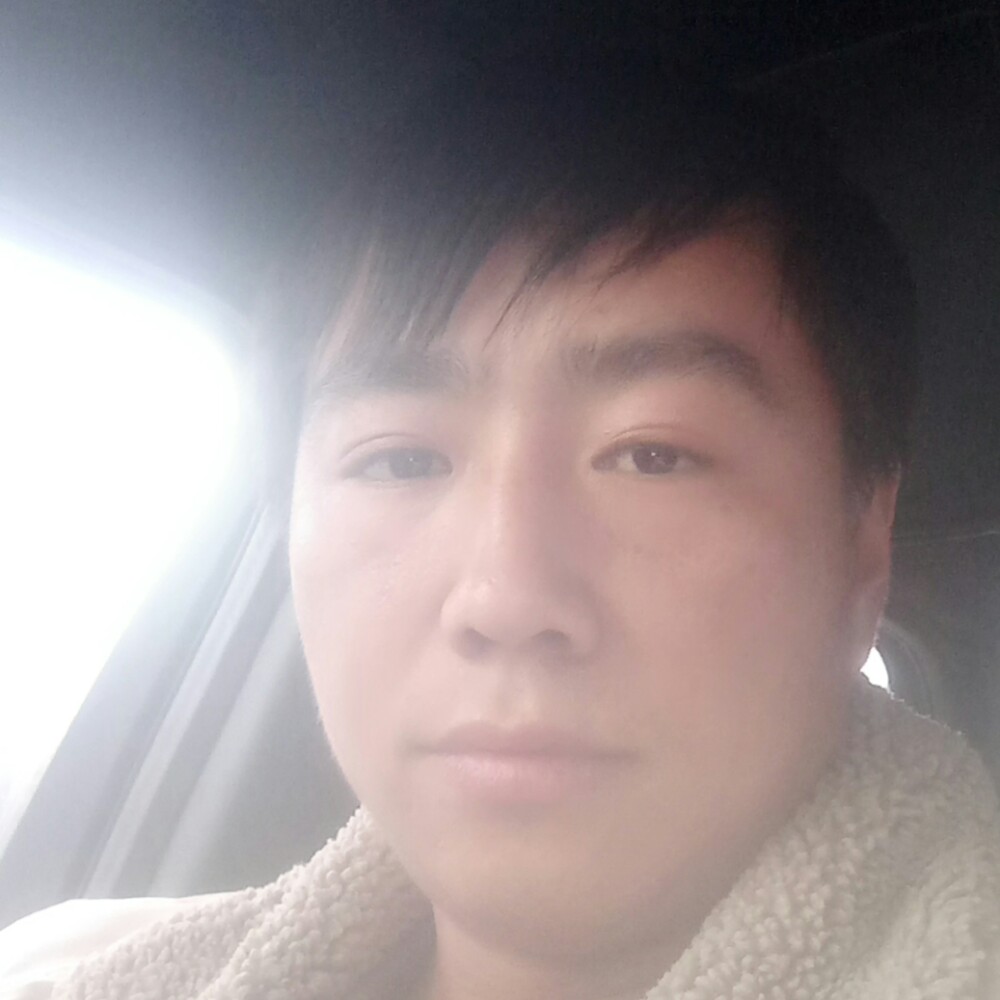 陶醉等待小白菜的照片