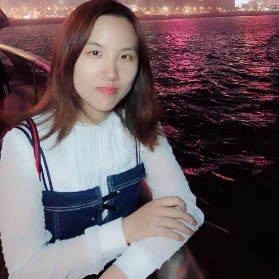 流水湉湉的照片
