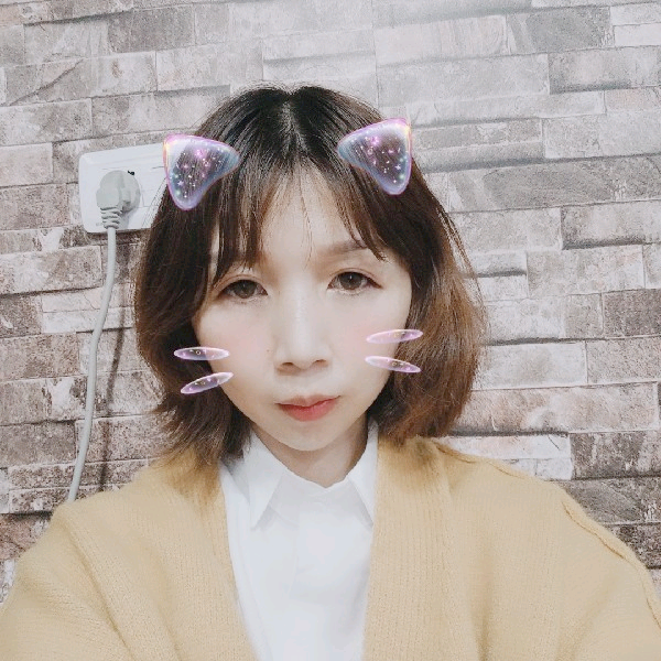 忧郁爱山岚的照片