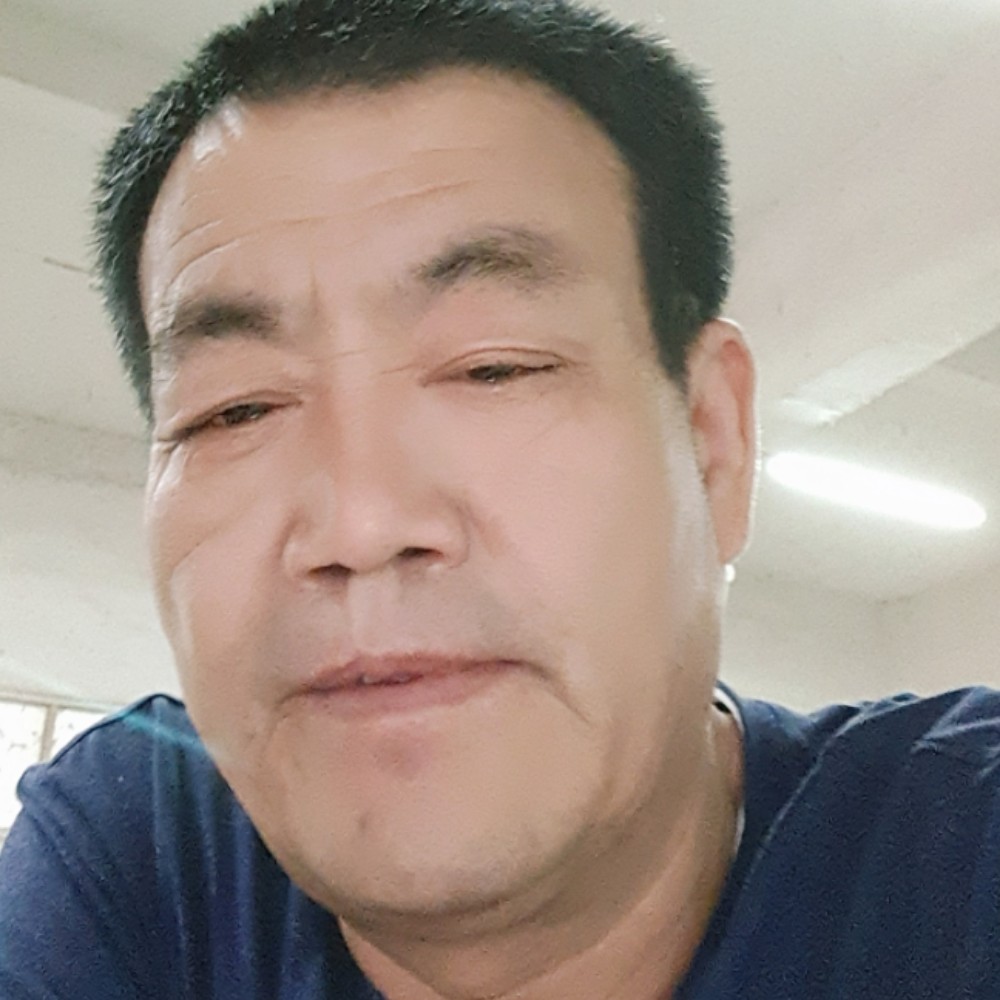 江阴帅哥的照片
