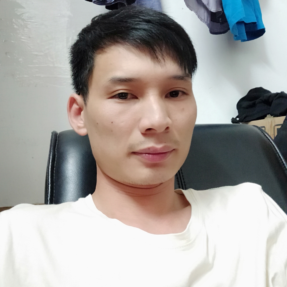 虚拟浅吻逐风的照片
