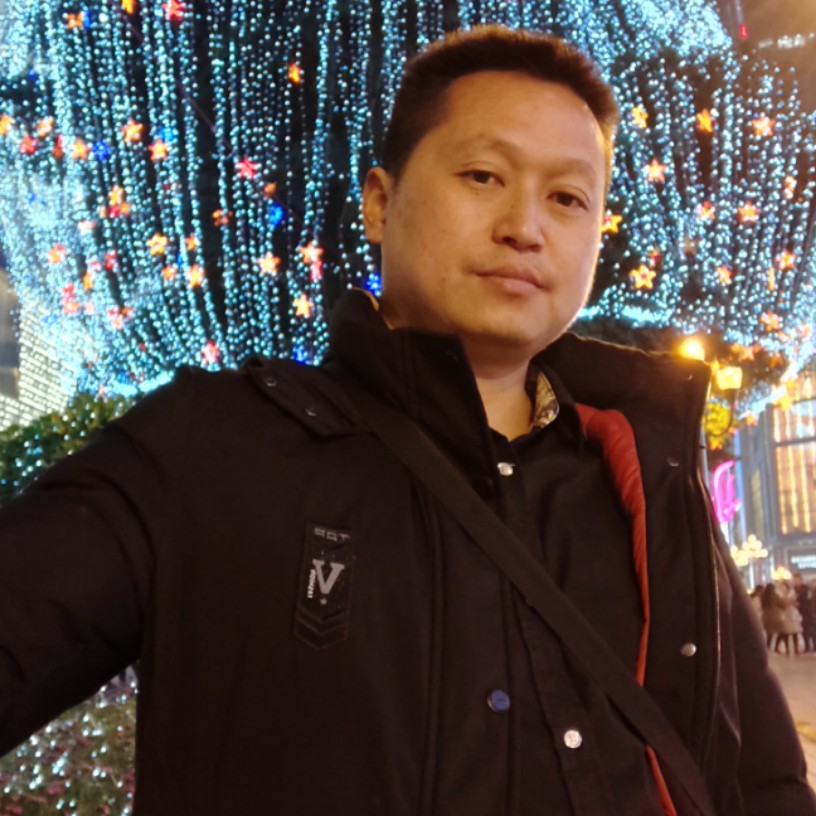 申屠殇海的照片