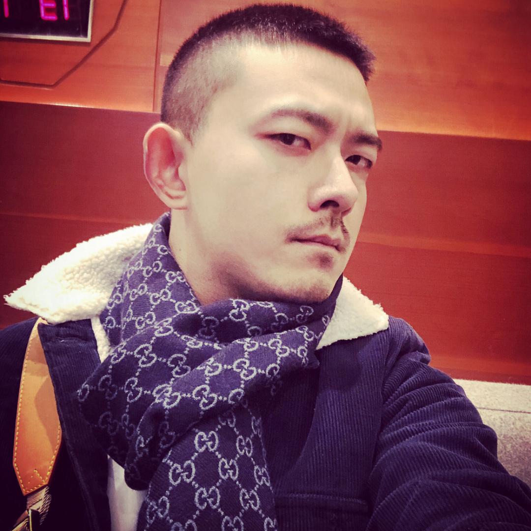 差不多De先生的照片