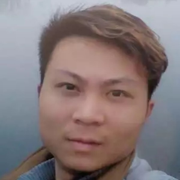 心中的炜的照片