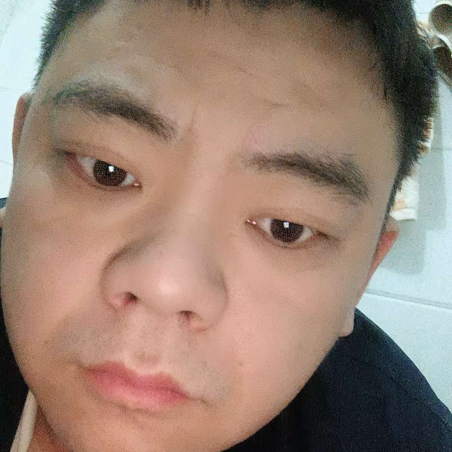 友好与发箍的照片