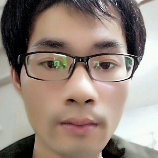 淡定霓裳的照片