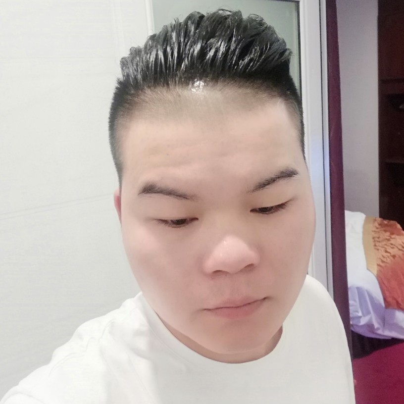 端庄吃醋尘宵的照片