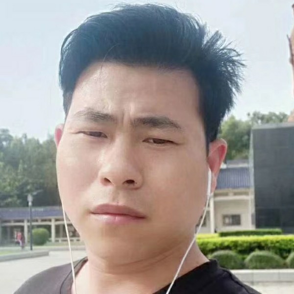 爱听歌凉笙的照片