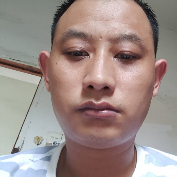 寂寞与书本的照片