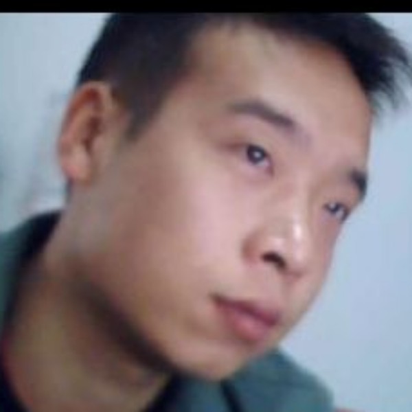 认真迎晨阳的照片