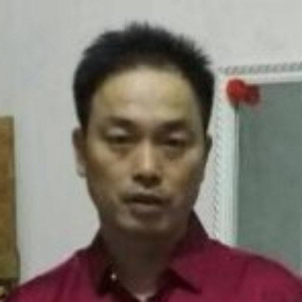 黑米错落的照片