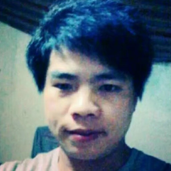 明亮爱秋月的照片