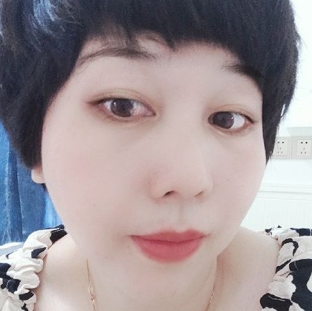 高冷小阿姨的照片