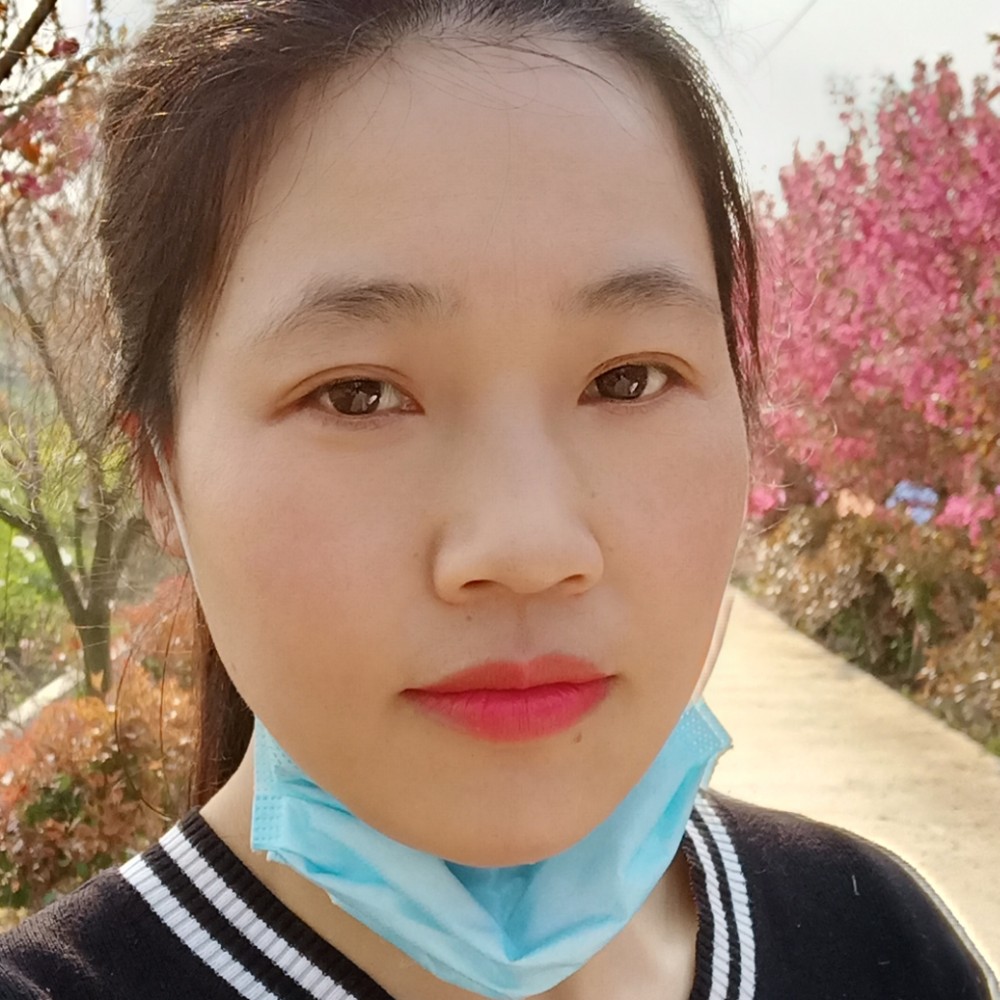 崖悔回眸美满的照片