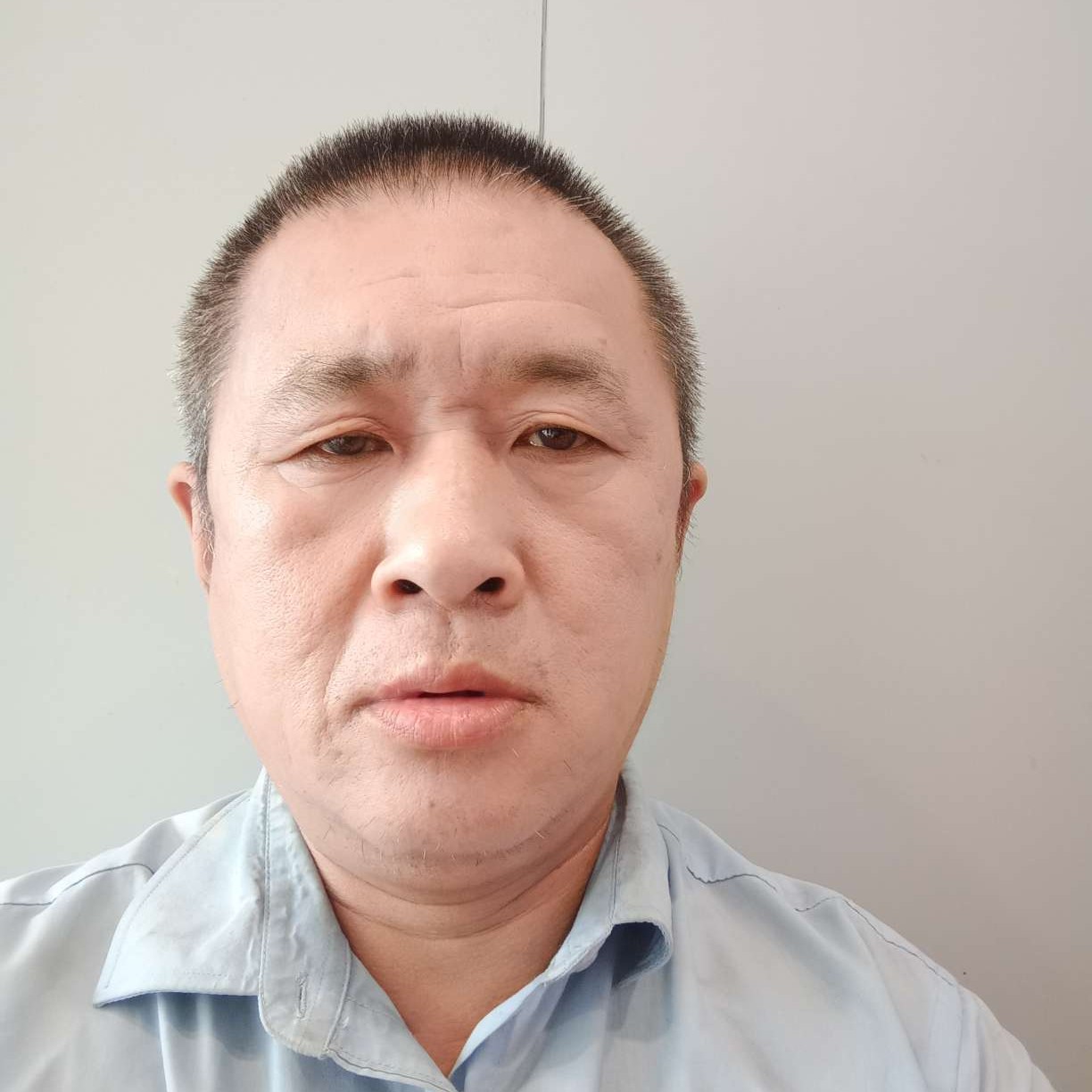 先当马一的照片
