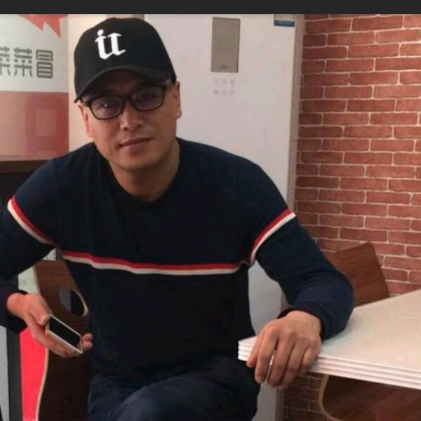 石头放弃孤独的照片