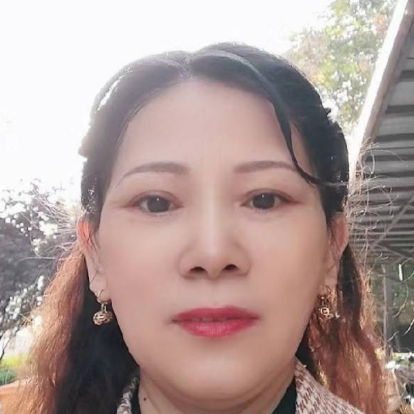 负责挽手便当的照片