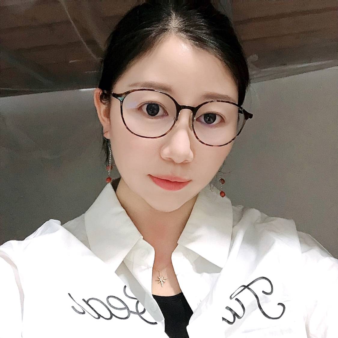 单纯停止摩托的照片