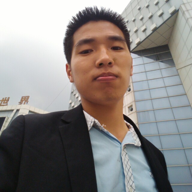 游韵的云的照片