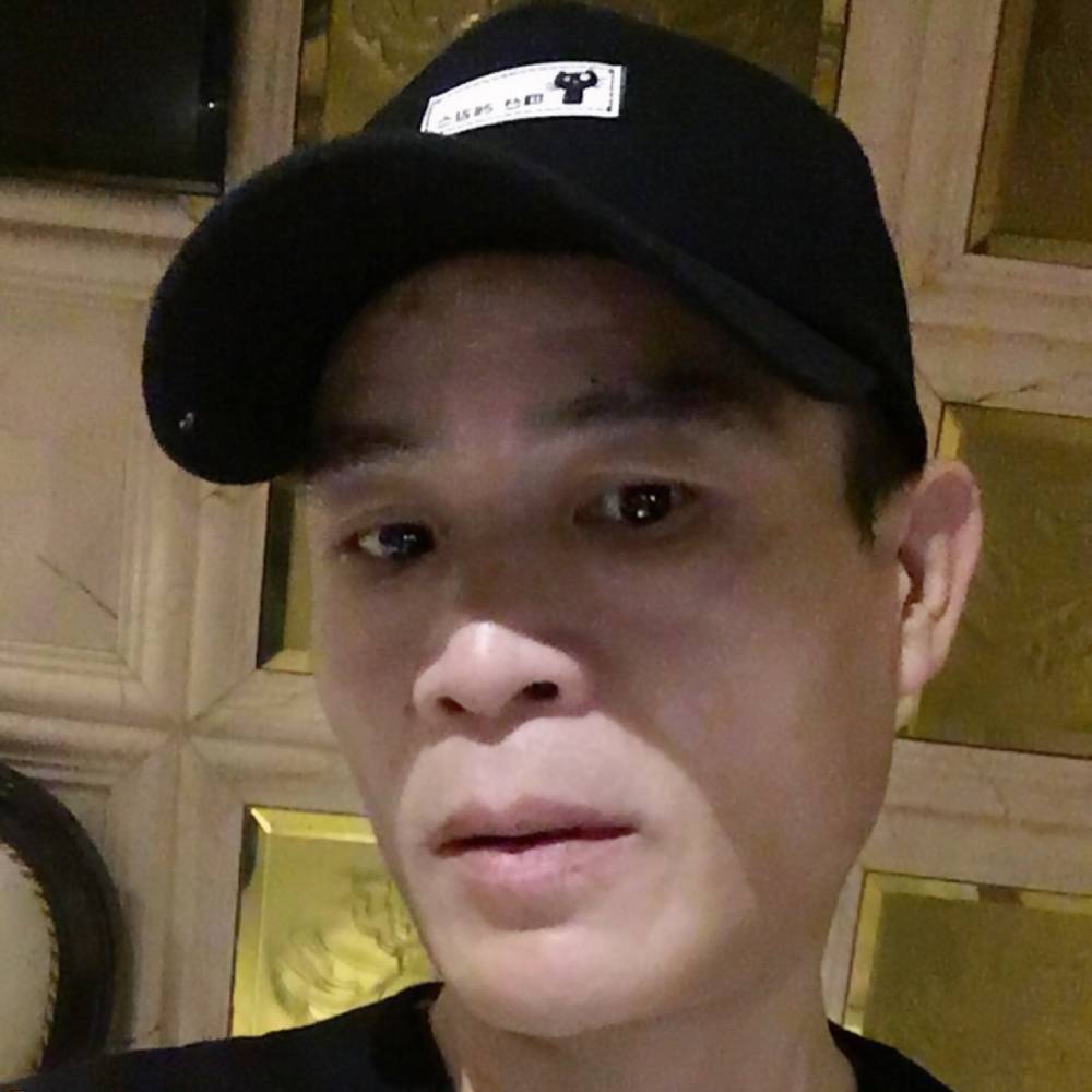 音响方腼腆的照片