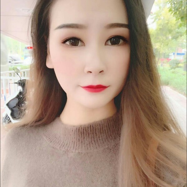燕子小姐姐的照片