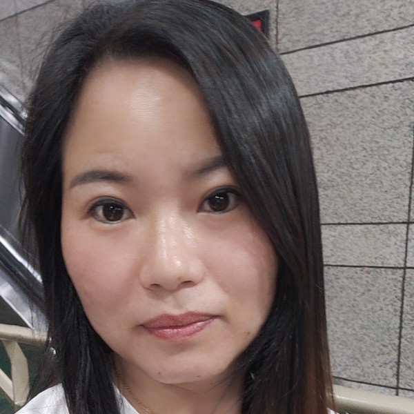 河马有漠然的照片
