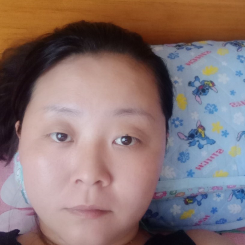 花好鱼跃的照片