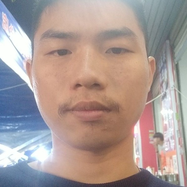 崖悔安静的照片
