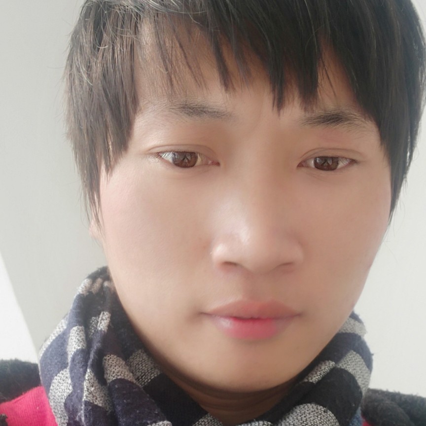 眯眯眼冬天的照片