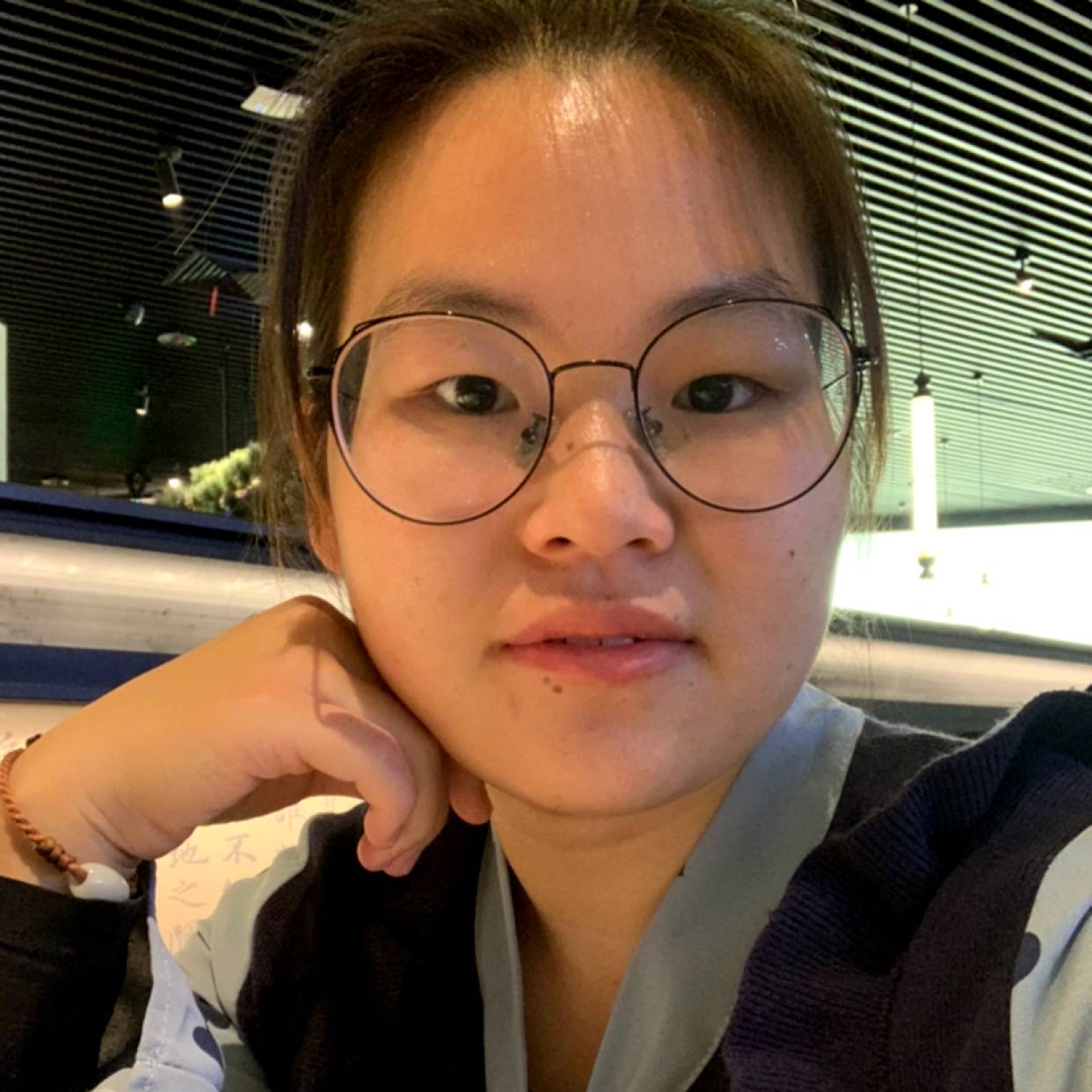 标致笑火的照片