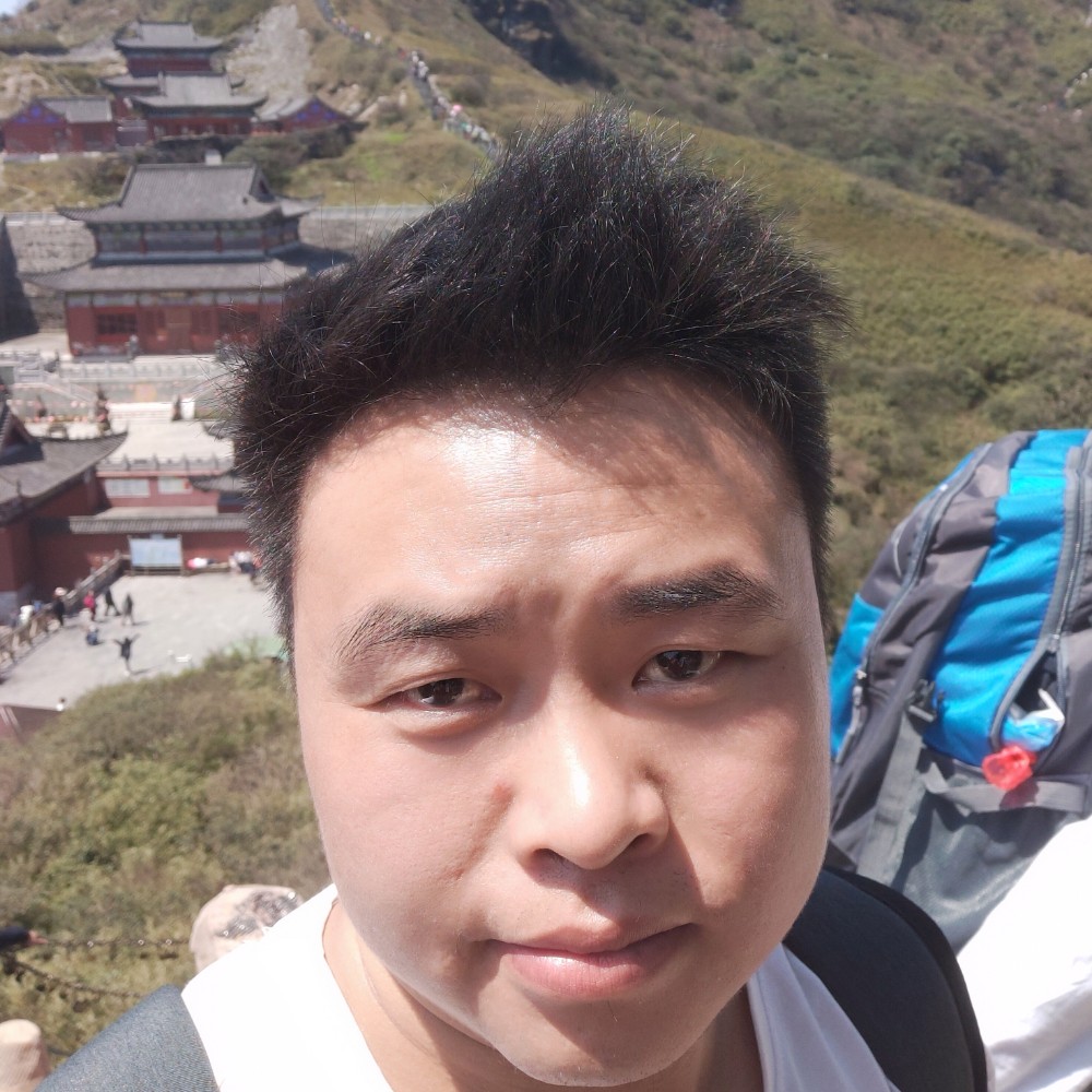 爱笑的宝马的照片