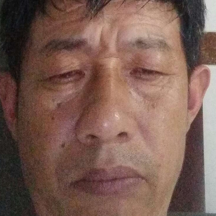 灯泡错落567的照片